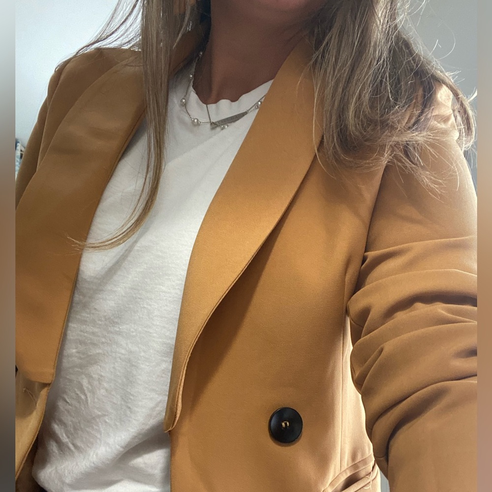 Small Caramel Blazer - Super awesome color and great for fall photos.